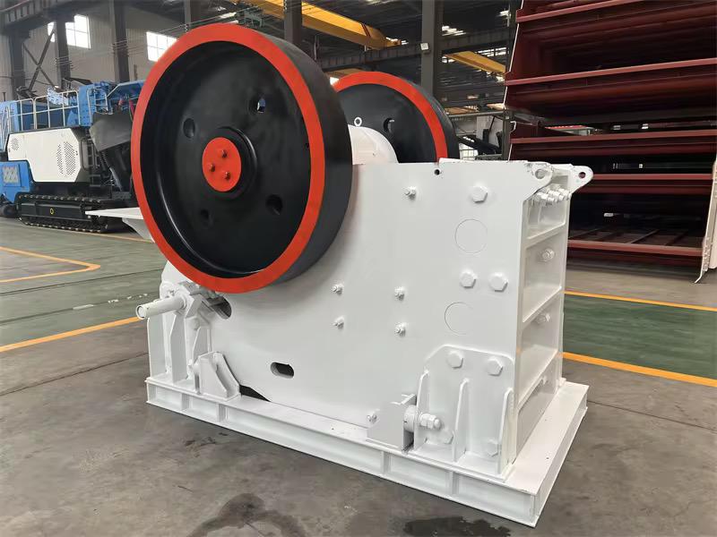 PE750×1060 Jaw Crusher WITH 320TONS PER HOUR